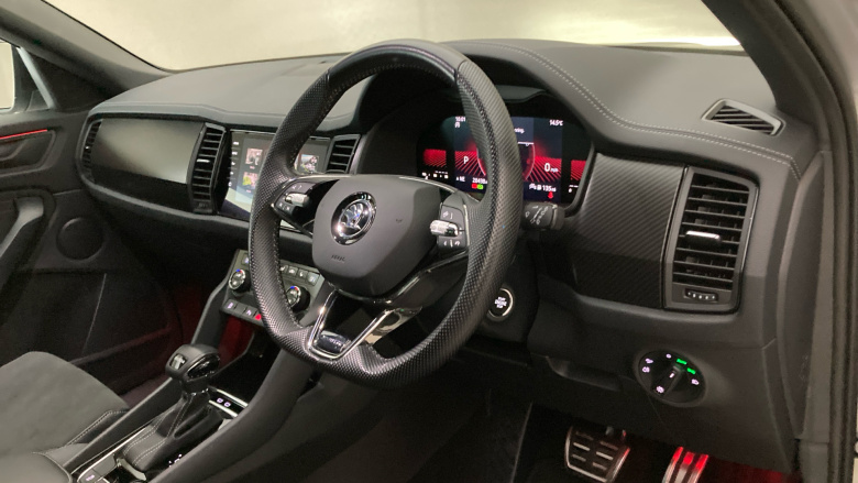 Skoda Kodiaq 1.5 TSI Sport Line 5dr DSG [7 Seat] Petrol Estate